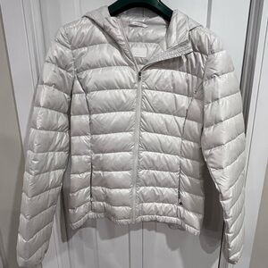 Lacoste Women's Puffer Jacket (off-white)
